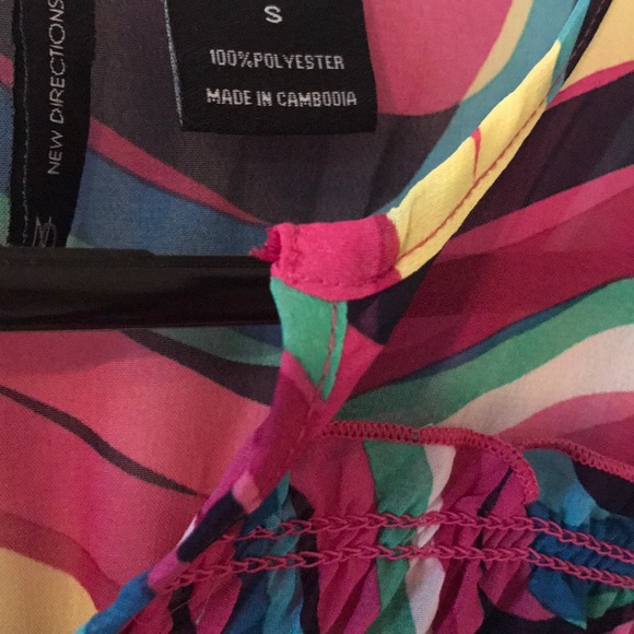 Beautiful Spring Top - Picture 7 of 8